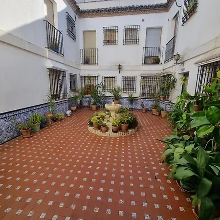 En El Patio De La Juderia * Córdoba